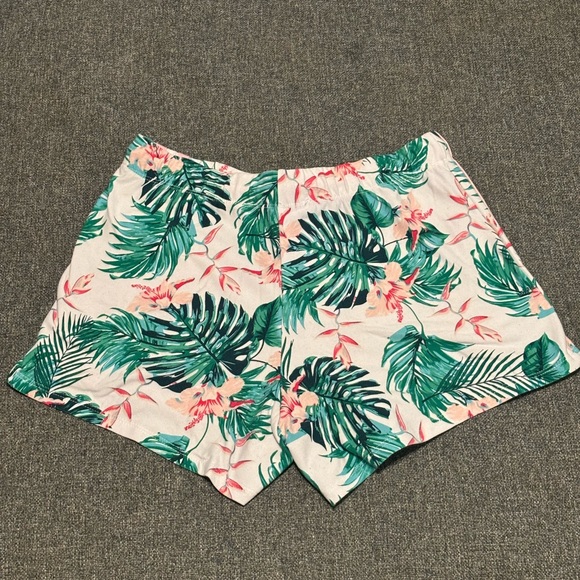 Super soft Sommer ray high waist shorts with side pink stripe - Picture 2 of 3